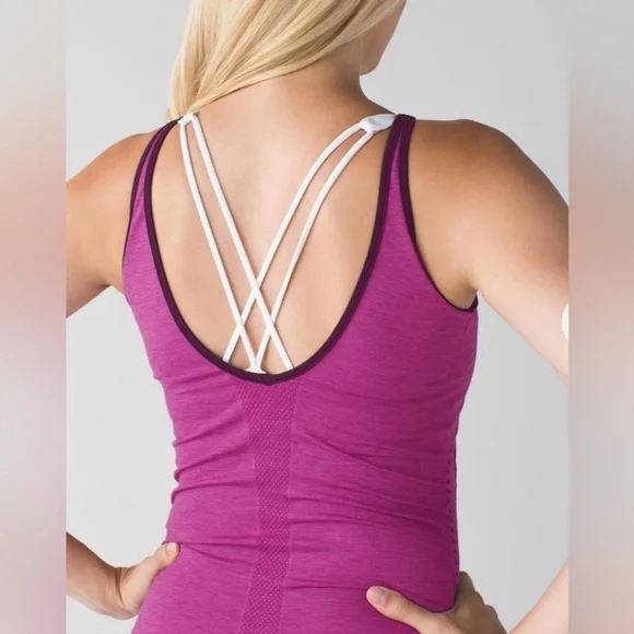 Lululemon In The Flow Tank USL - Picture 4 of 8
